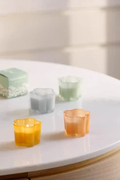 Best Duftlys småblomst hvit te og ingefær Duftlys