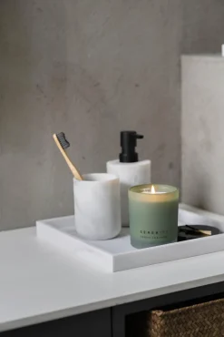 Discount Fat marmor hvit 25x25cm Baderomsartikler