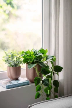 Hot Potte Riley matt 20 cm, brun Blomsterpotter Og Pidestaller