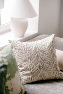 Clearance Putetrekk Gren brodert 48x48cm grønn Putetrekk