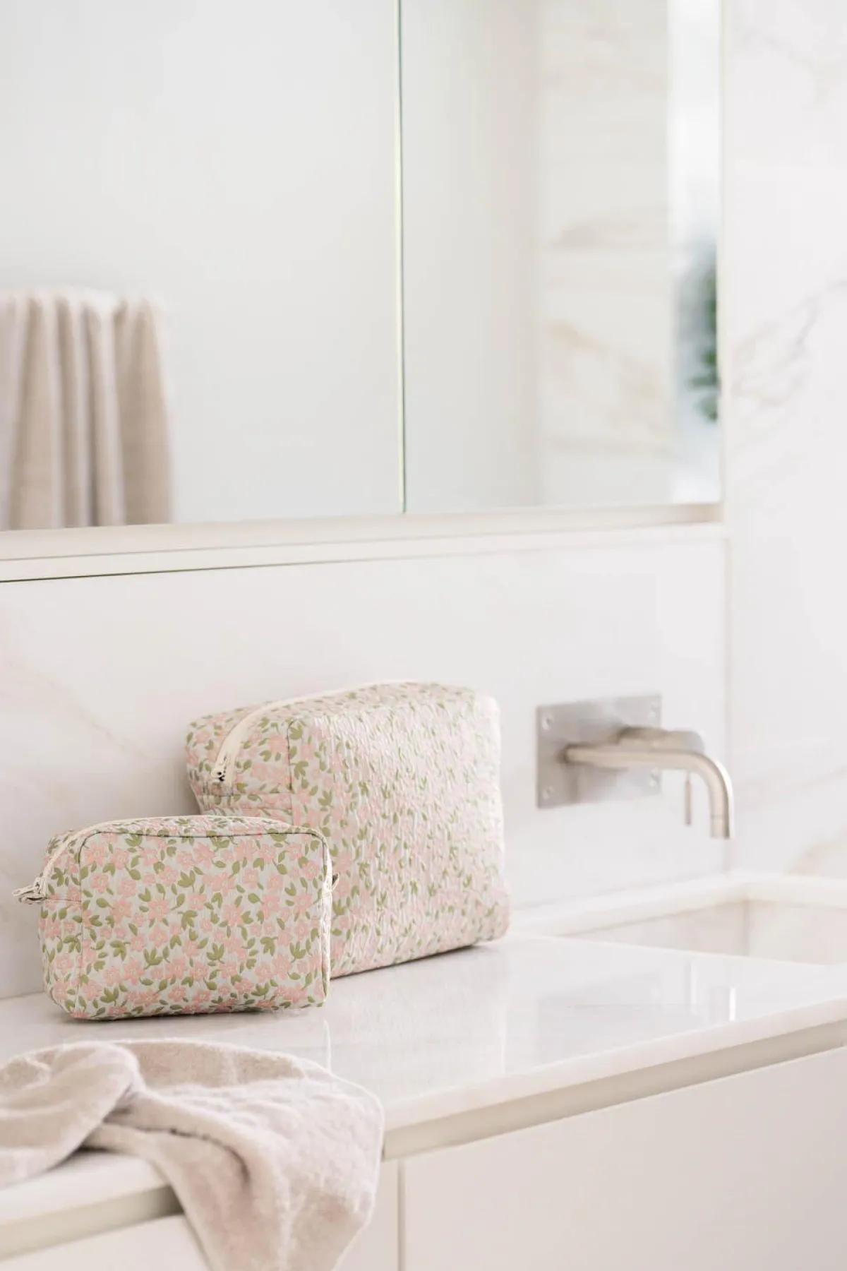 Hot Toalettmappe Nanna 30 cm Annen Tekstil|Baderomsartikler